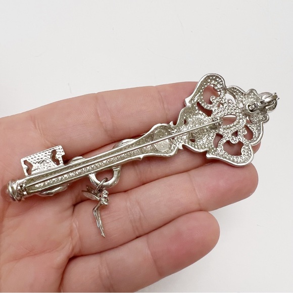Kirks Folly Skeleton Key AB Crystal Fairy Charm Silvertone Brooch Pendant - Picture 6 of 8